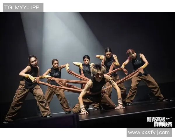 成都街舞队战术分析：盯防策略的成功与不足之处探讨